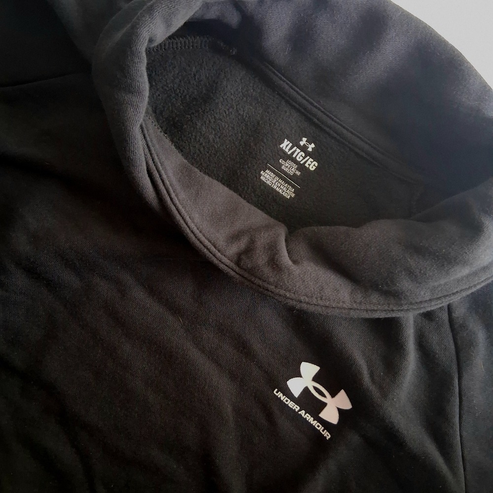 Under Armour Sweatshirt Womens XL Black Pullover Mock Neck Athletic Top